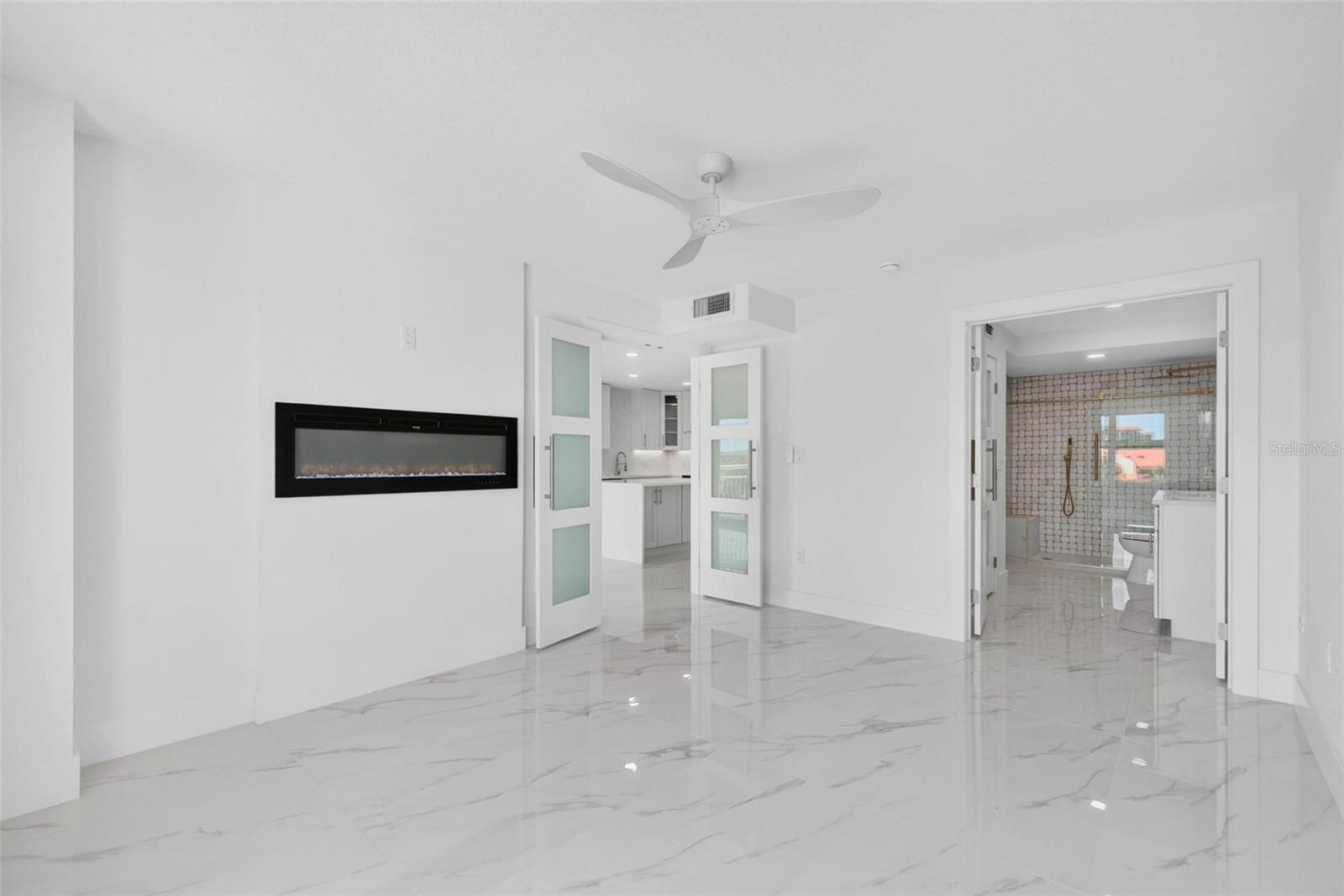 4900 Brittany Unit 405, St Petersburg, FL 33715