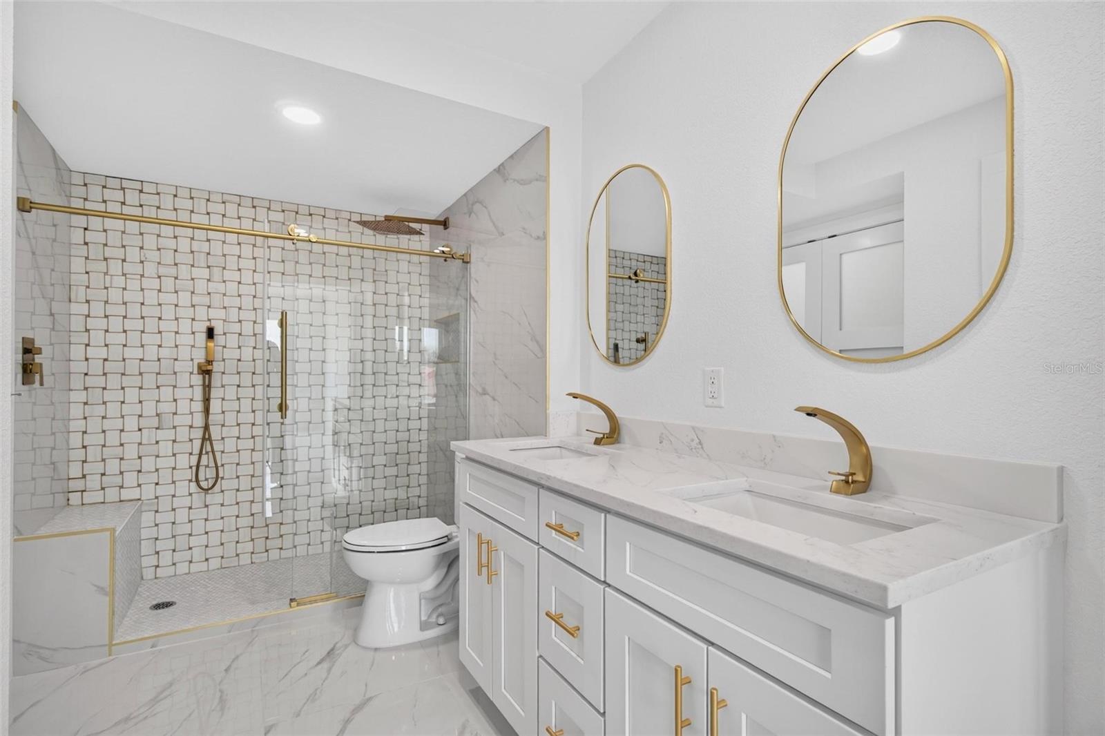 4900 Brittany Unit 405, St Petersburg, FL 33715