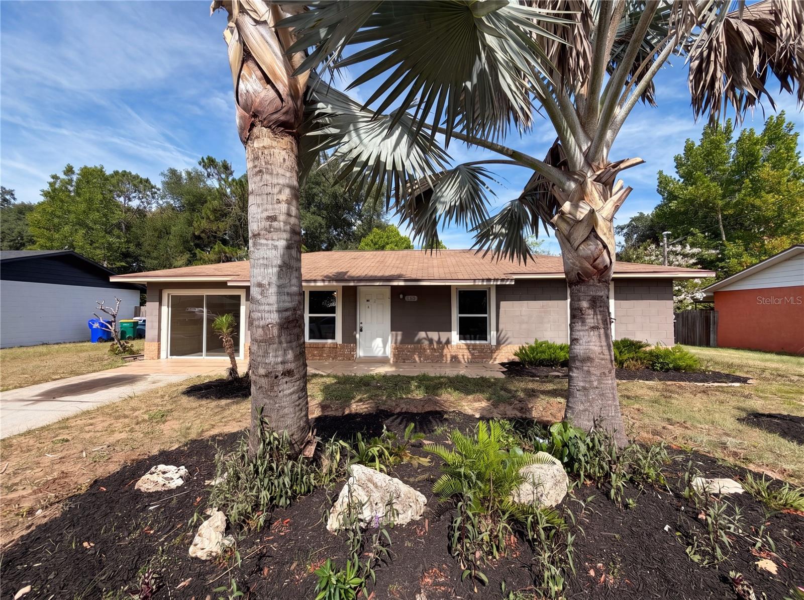 505 Oak, Tavares, FL 32778
