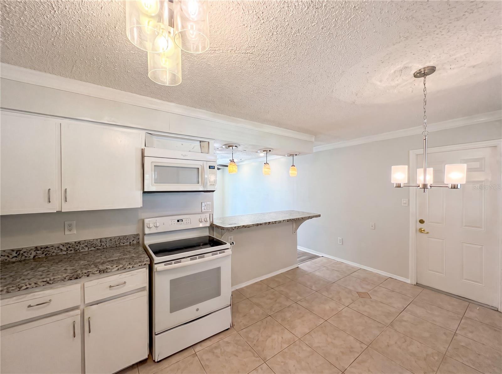 505 Oak, Tavares, FL 32778