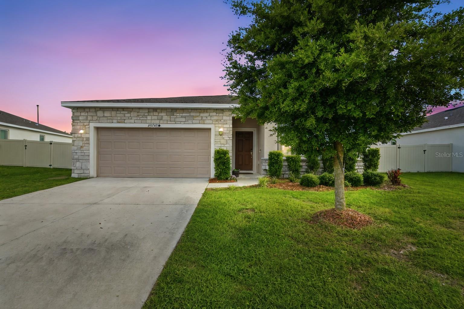 24409 Sunnys Halo, Sorrento, FL 32776
