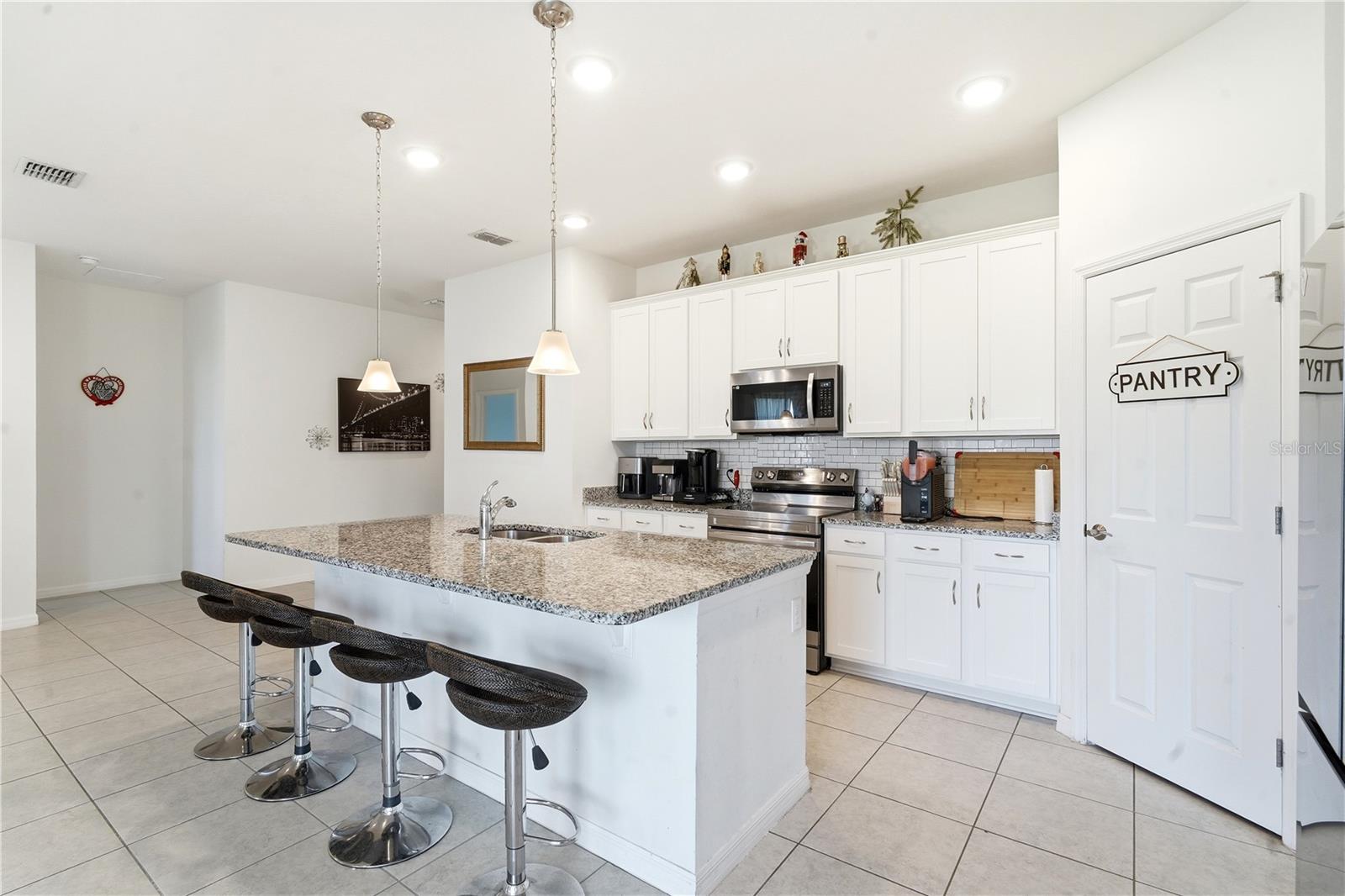 24409 Sunnys Halo, Sorrento, FL 32776
