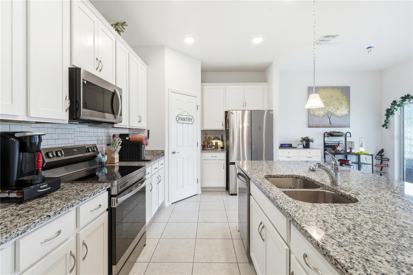 24409 Sunnys Halo, Sorrento, FL 32776