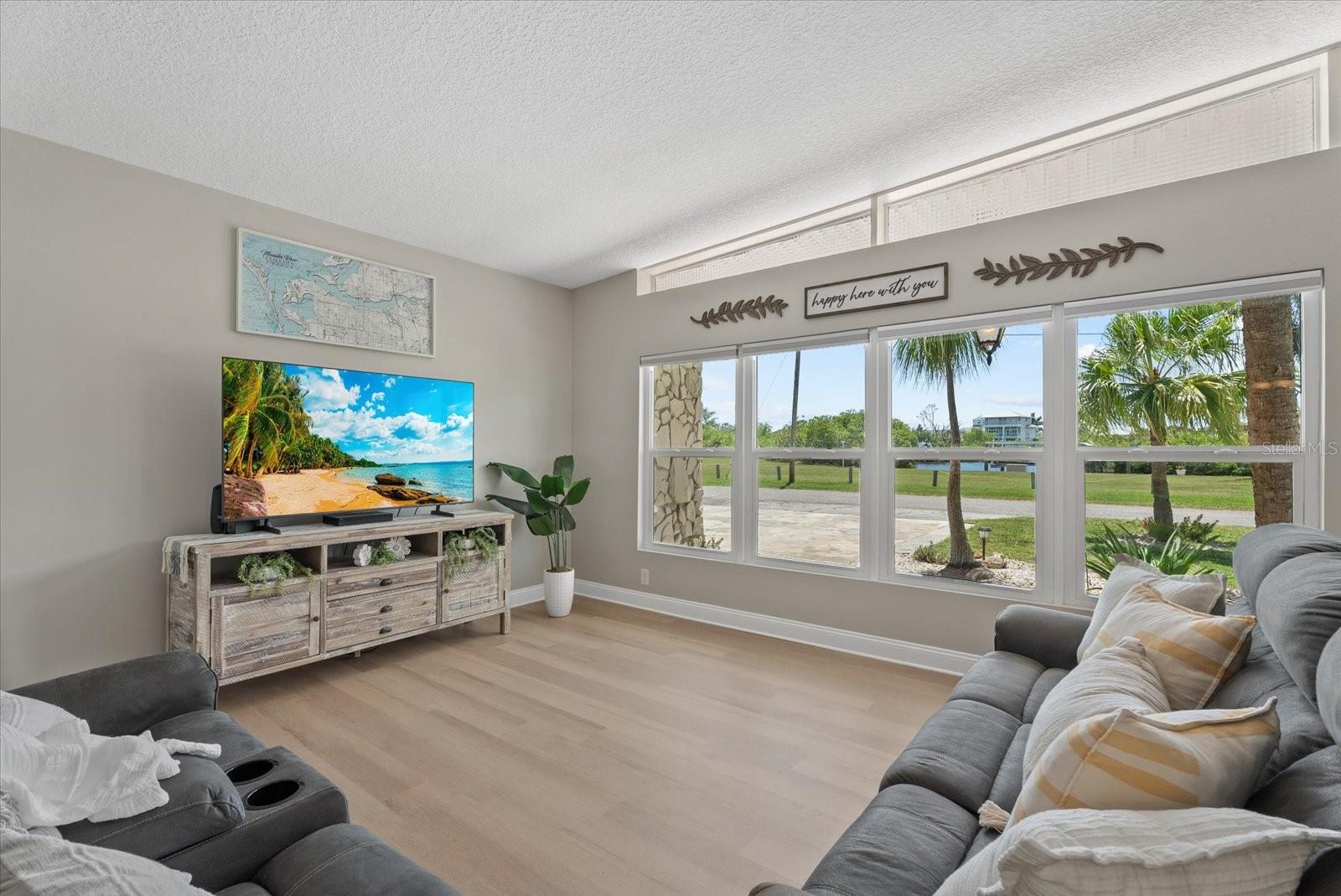 512 Palm, Ellenton, FL 34222