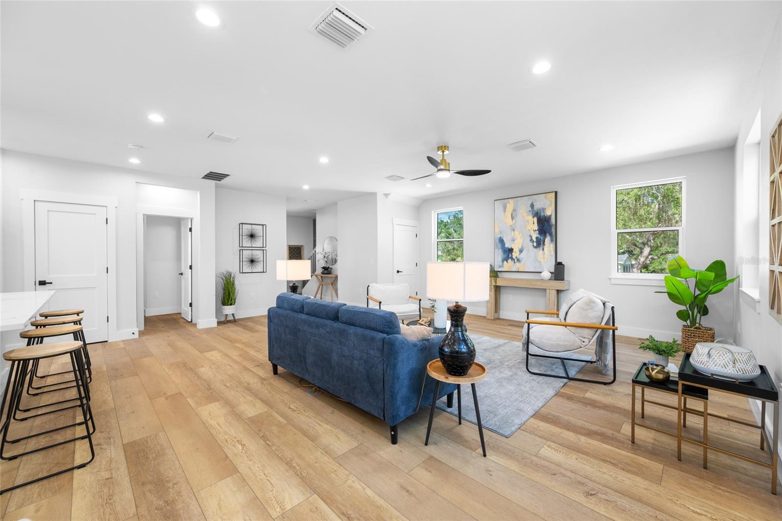 1004 Henry, Tampa, FL 33604