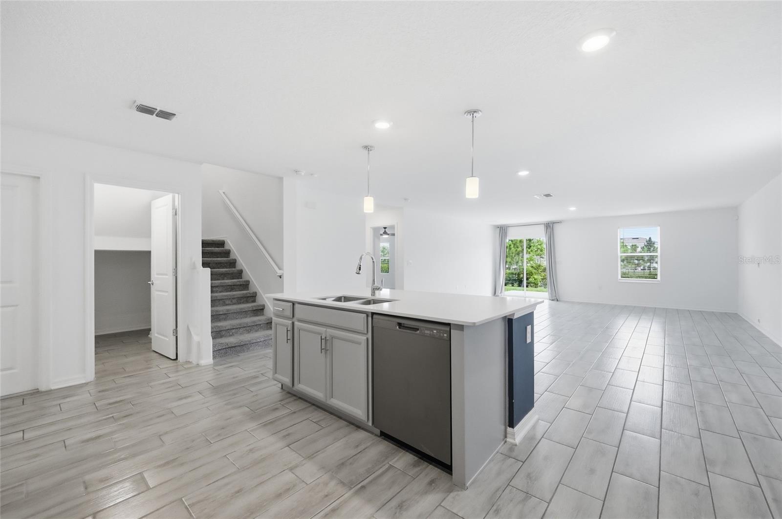 5215 Tanzanite, Mount Dora, FL 32757