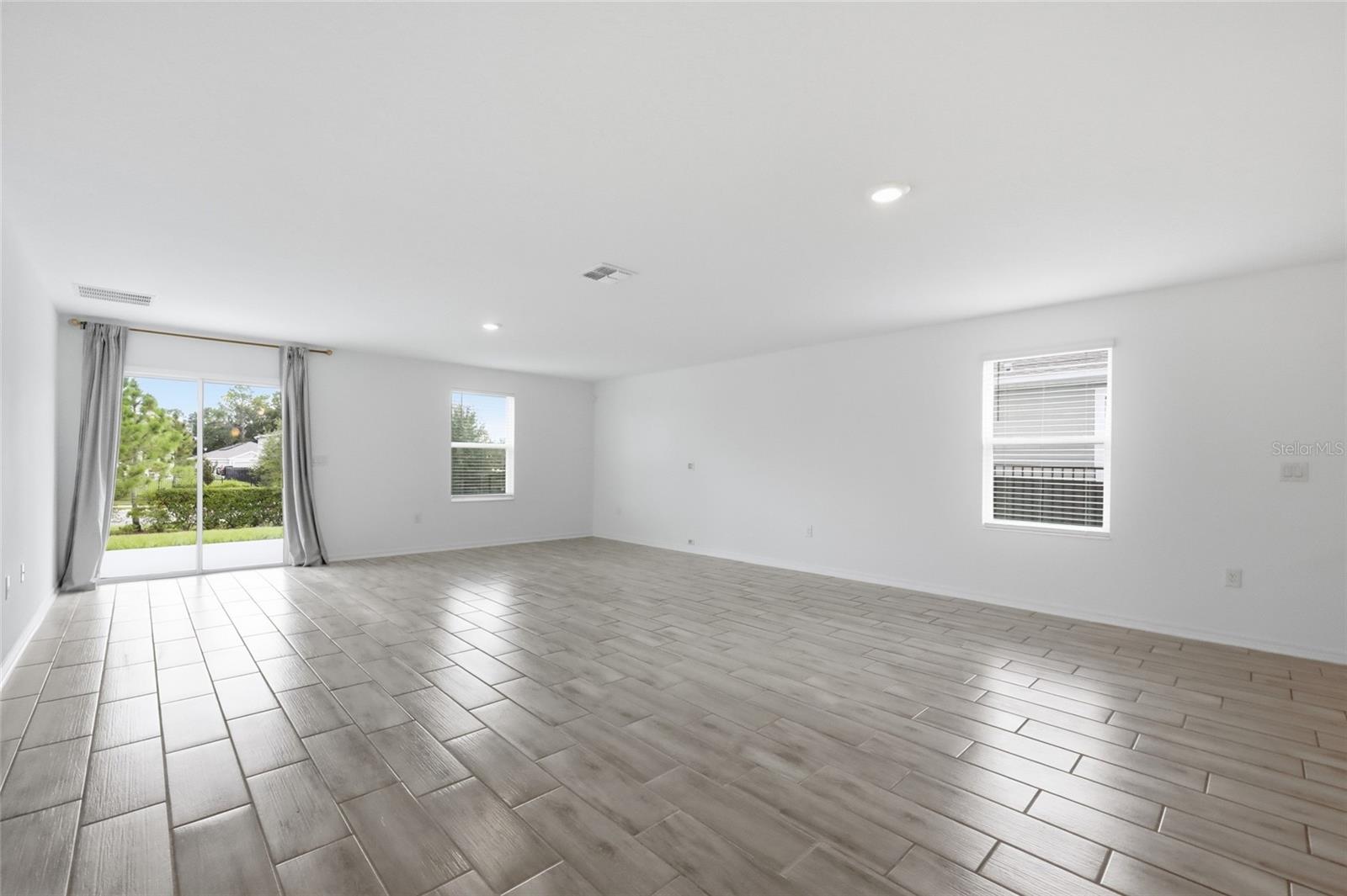 5215 Tanzanite, Mount Dora, FL 32757