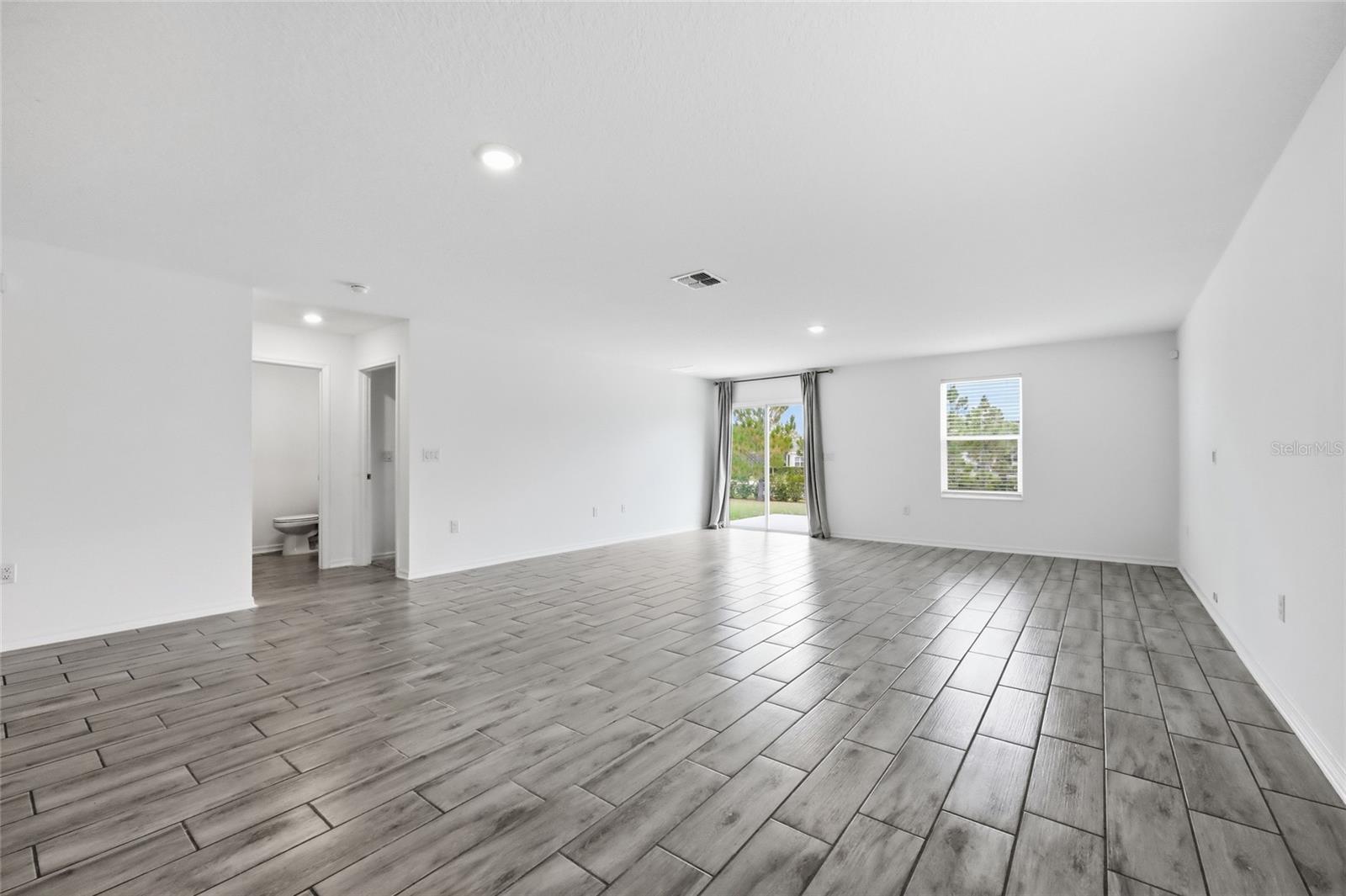 5215 Tanzanite, Mount Dora, FL 32757