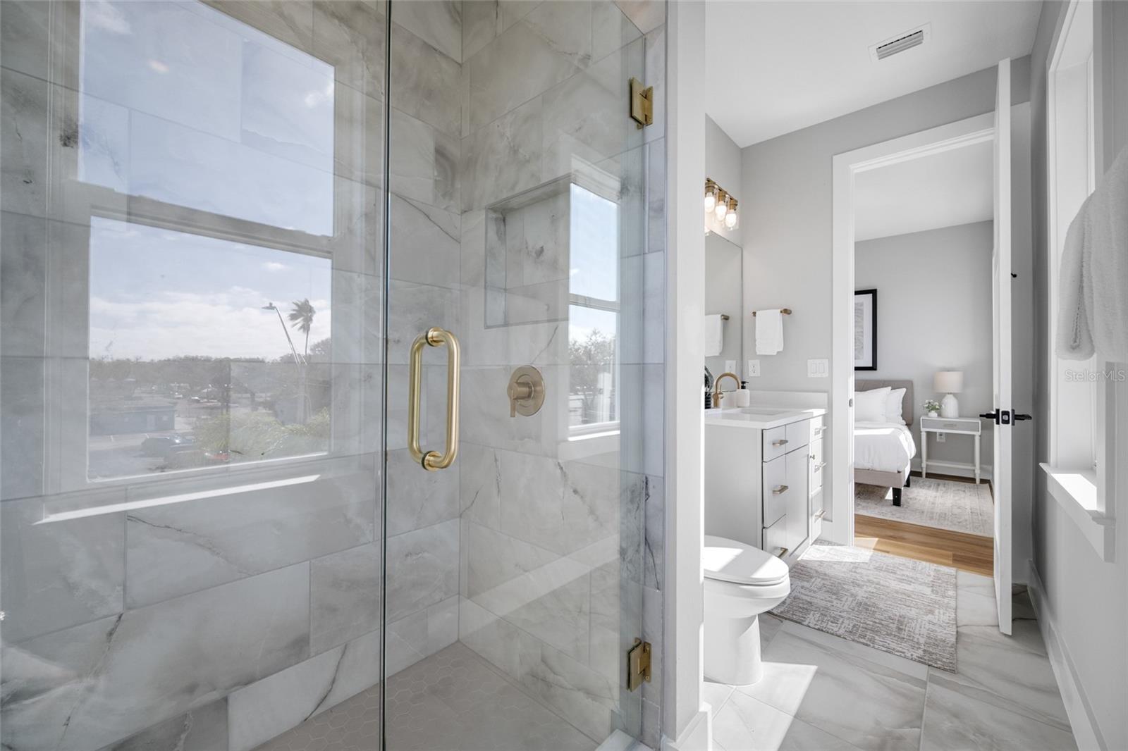 3009 1st, St Petersburg, FL 33713