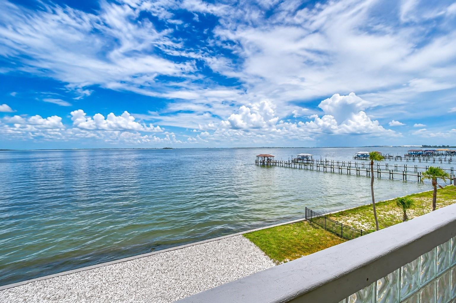 6504 Surfside Unit 8, Apollo Beach, FL 33572