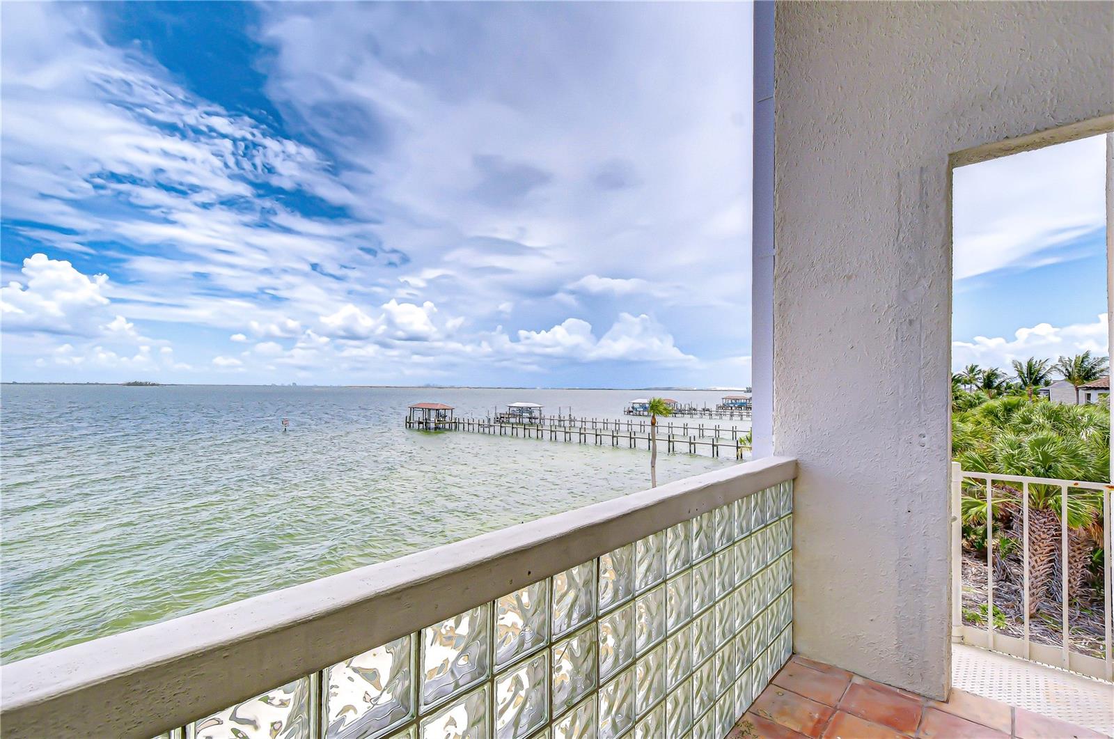 6504 Surfside Unit 8, Apollo Beach, FL 33572