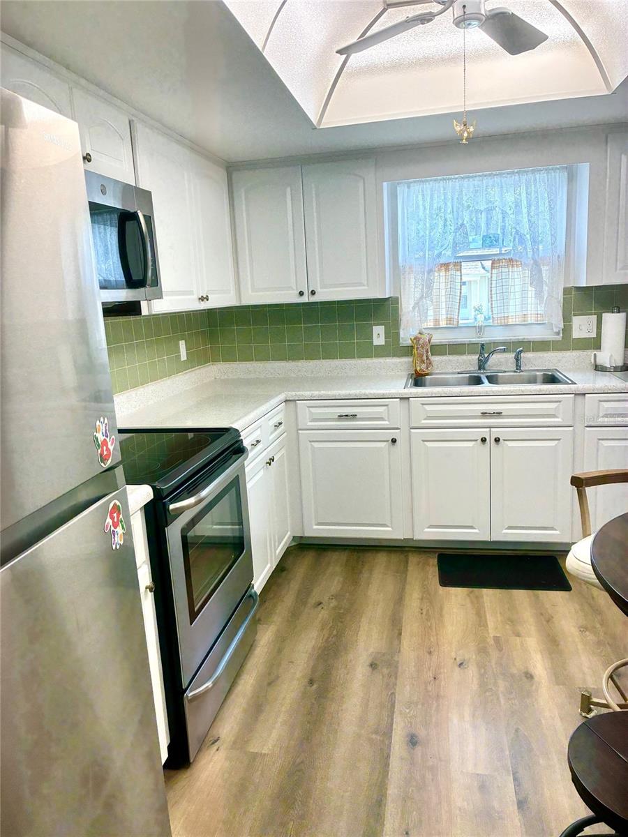 1674 Lake Unit 6, Clearwater, FL 33756