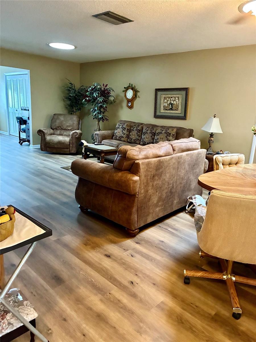 1674 Lake Unit 6, Clearwater, FL 33756