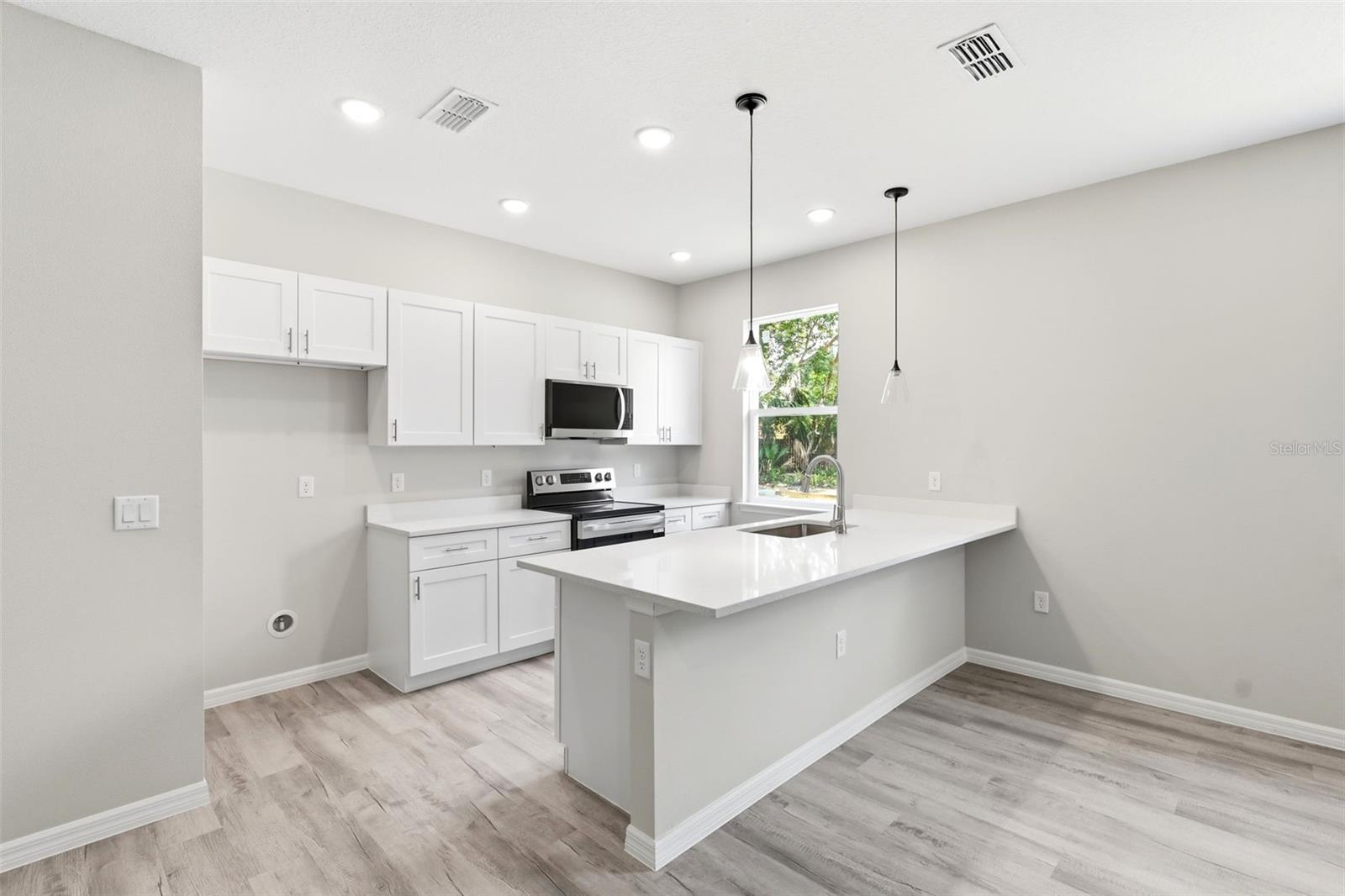 522 Palmetto, Eustis, FL 32726