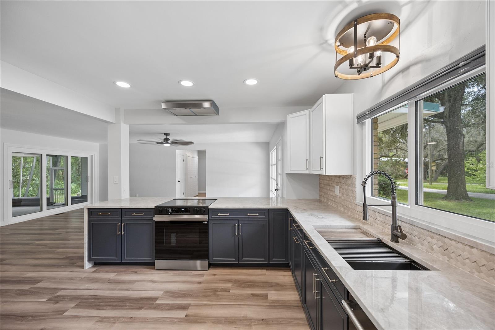 22 Poinsettia, Deland, FL 32724