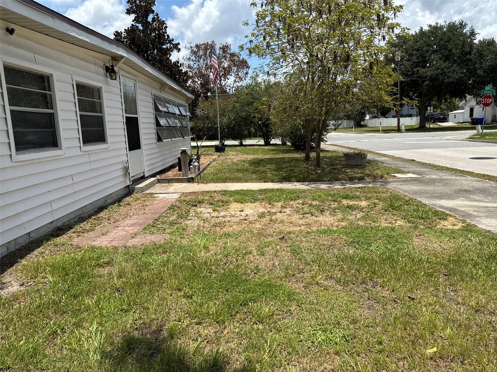 1404 Emmett, Kissimmee, FL 34741
