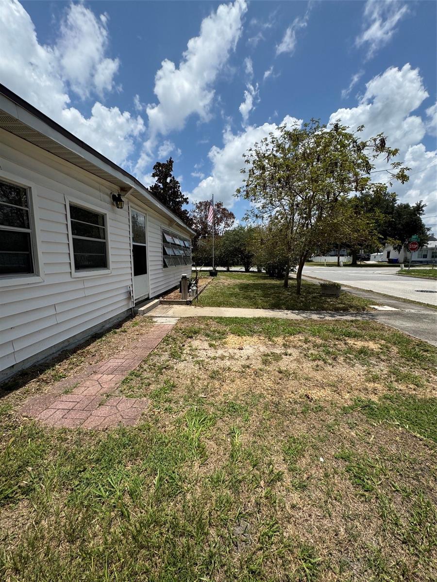 1404 Emmett, Kissimmee, FL 34741
