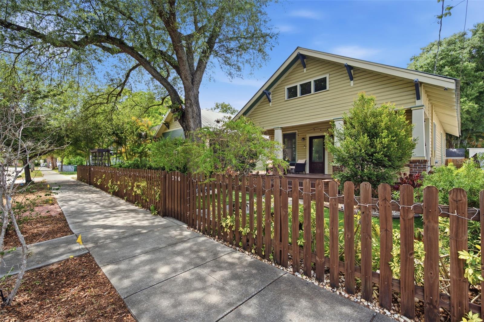 316 Frances, Tampa, FL 33602