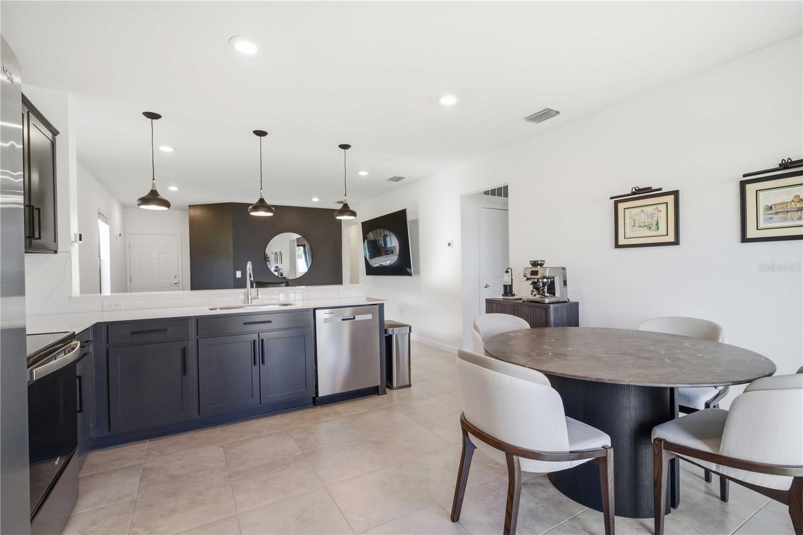 6548 Silverstar, Sarasota, FL 34240