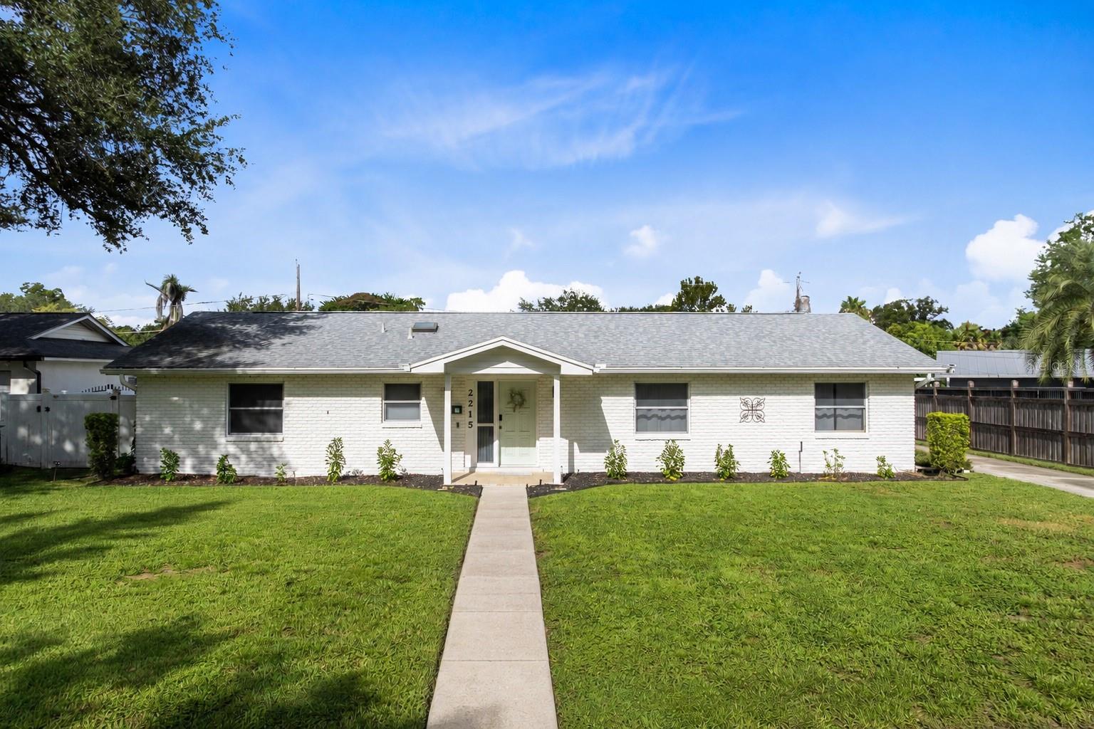 2215 Bradford, Orlando, FL 32806