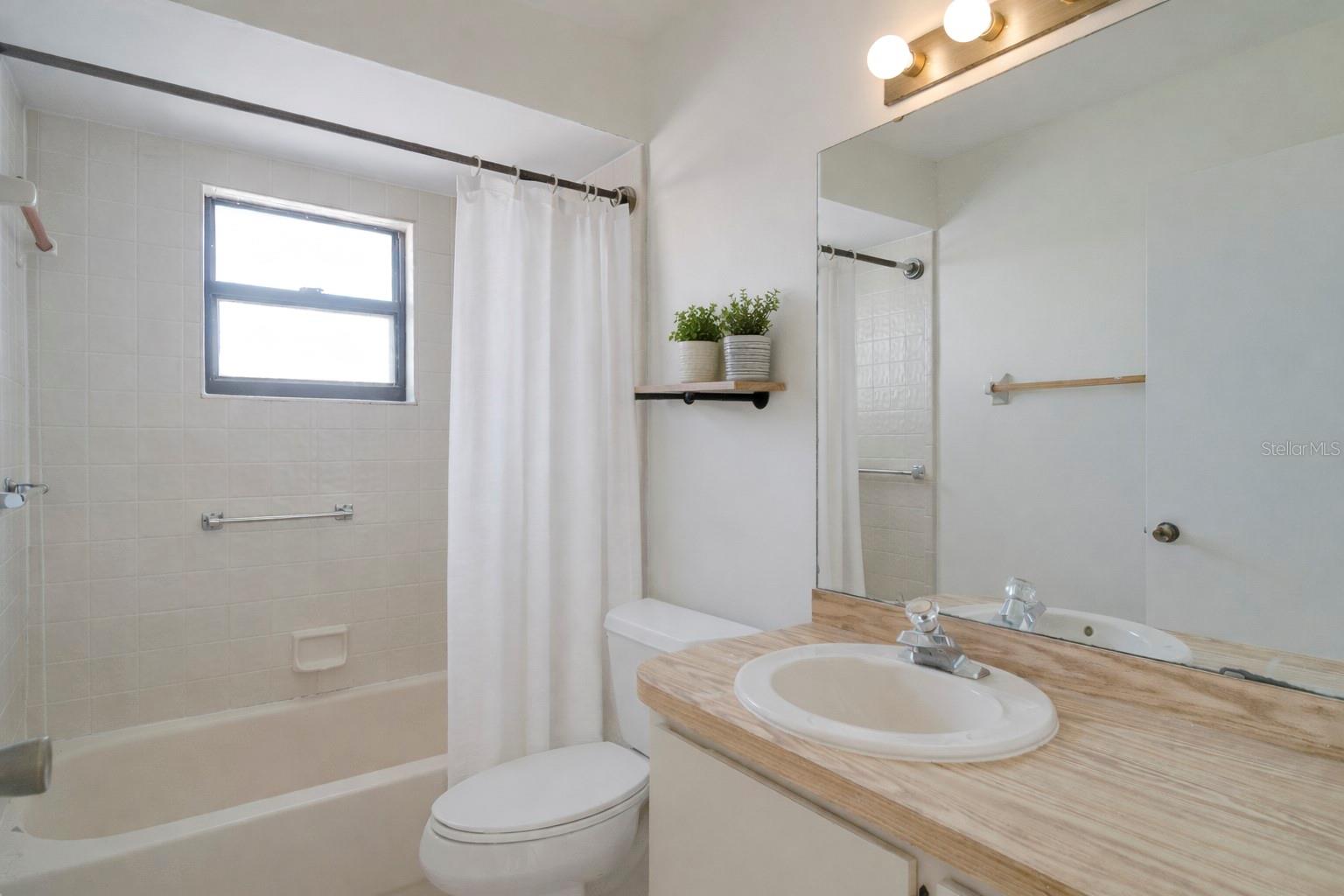 397 Eron Unit 42, Winter Garden, FL 34787