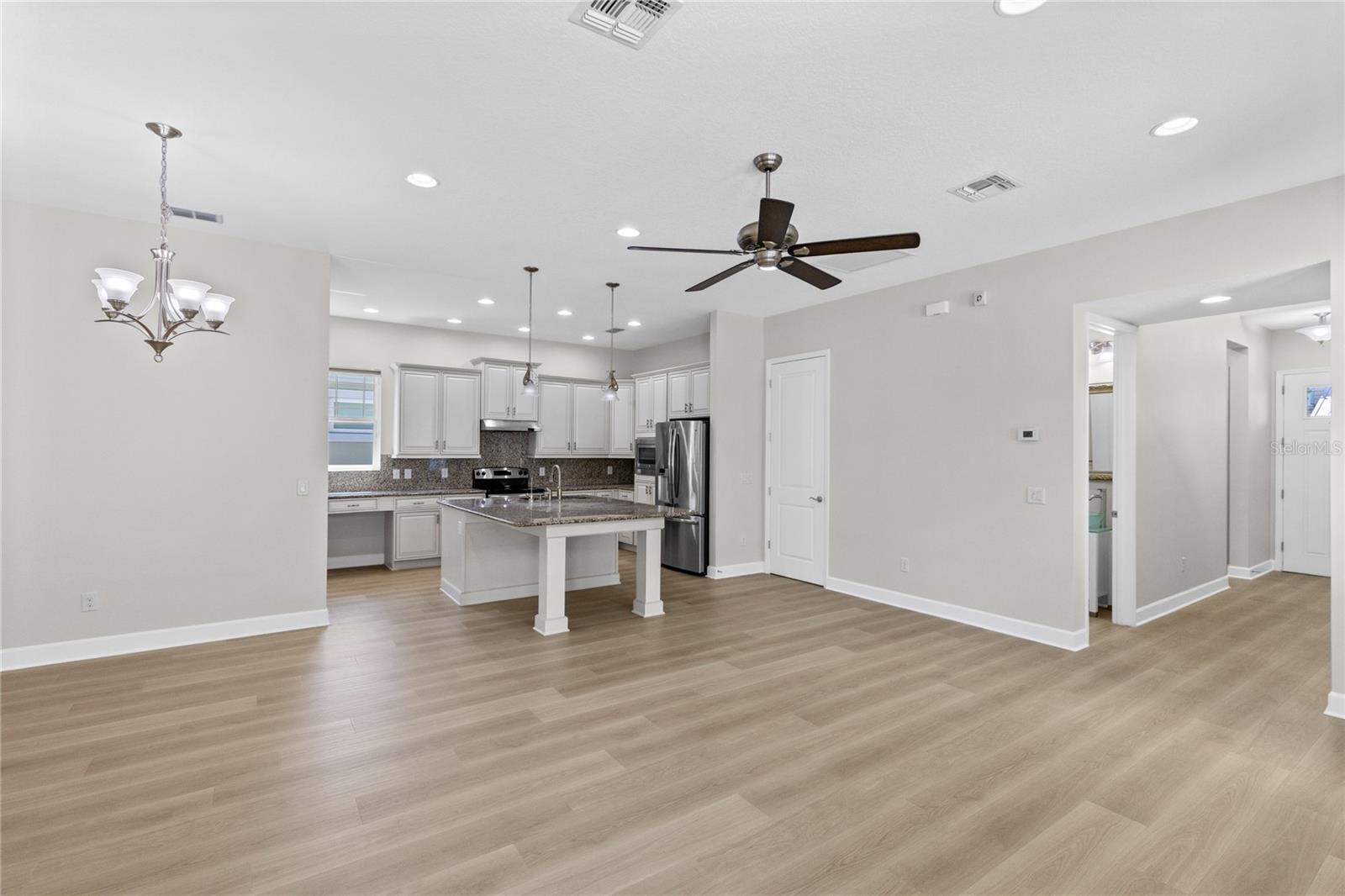 8460 Bergson, Orlando, FL 32827