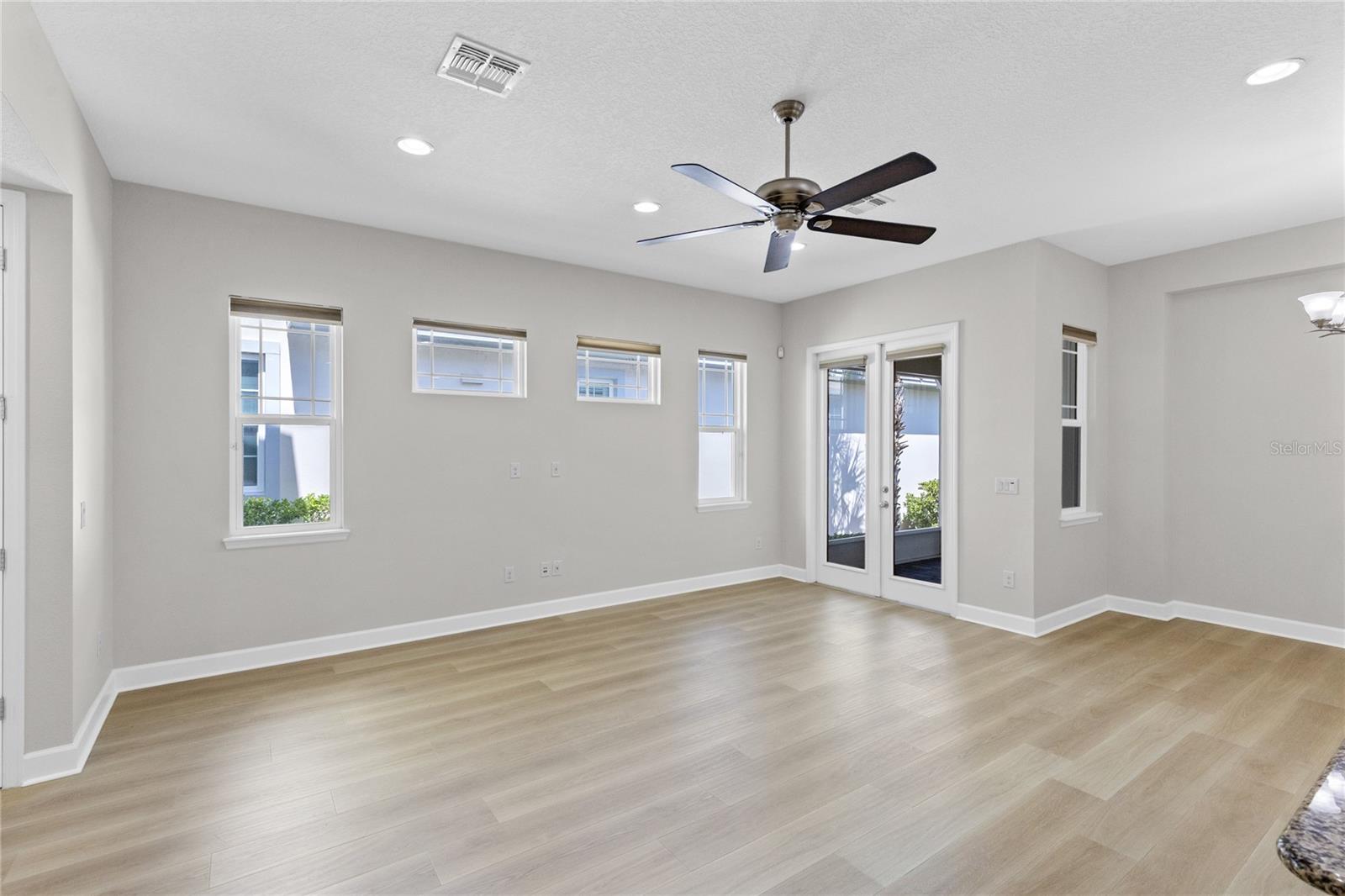 8460 Bergson, Orlando, FL 32827