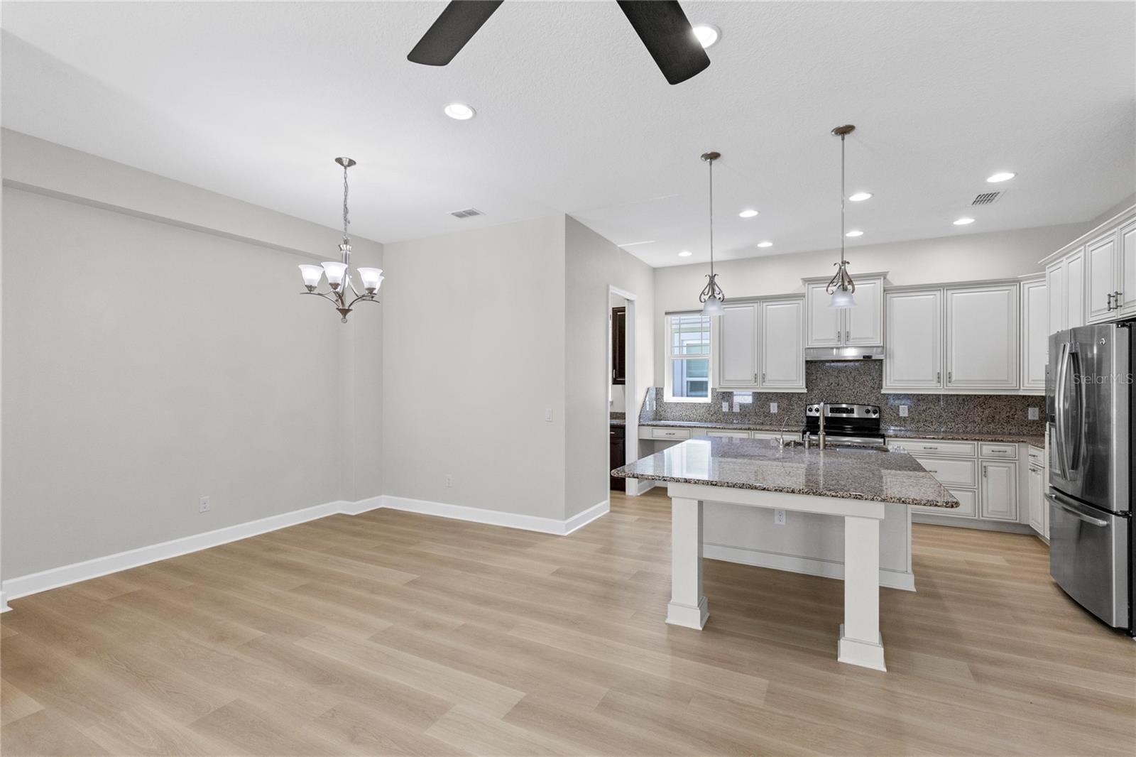 8460 Bergson, Orlando, FL 32827