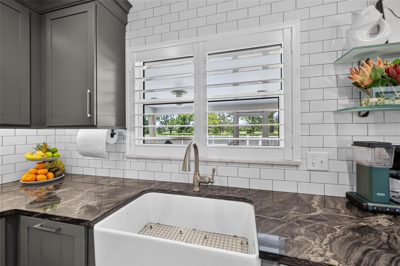 616 Pineland, Belleair, FL 33756