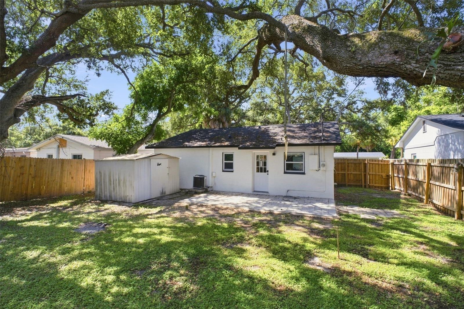 4733 25th, St Petersburg, FL 33711