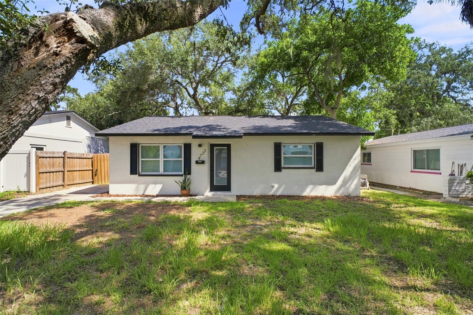 4733 25th, St Petersburg, FL 33711