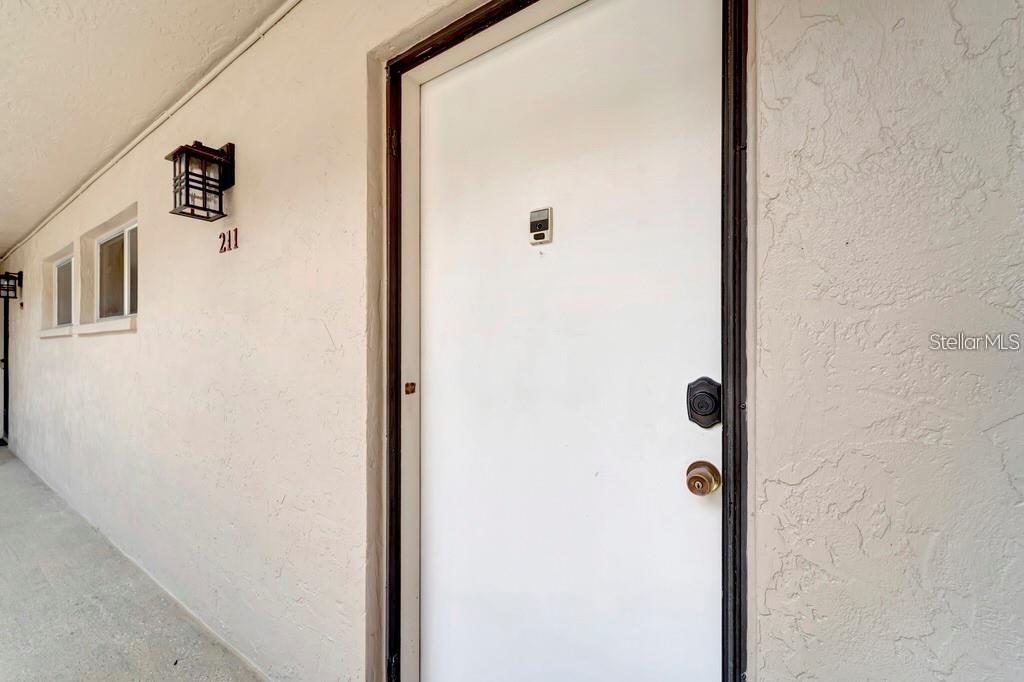 2763 Woodgate Unit 211, Sarasota, FL 34231