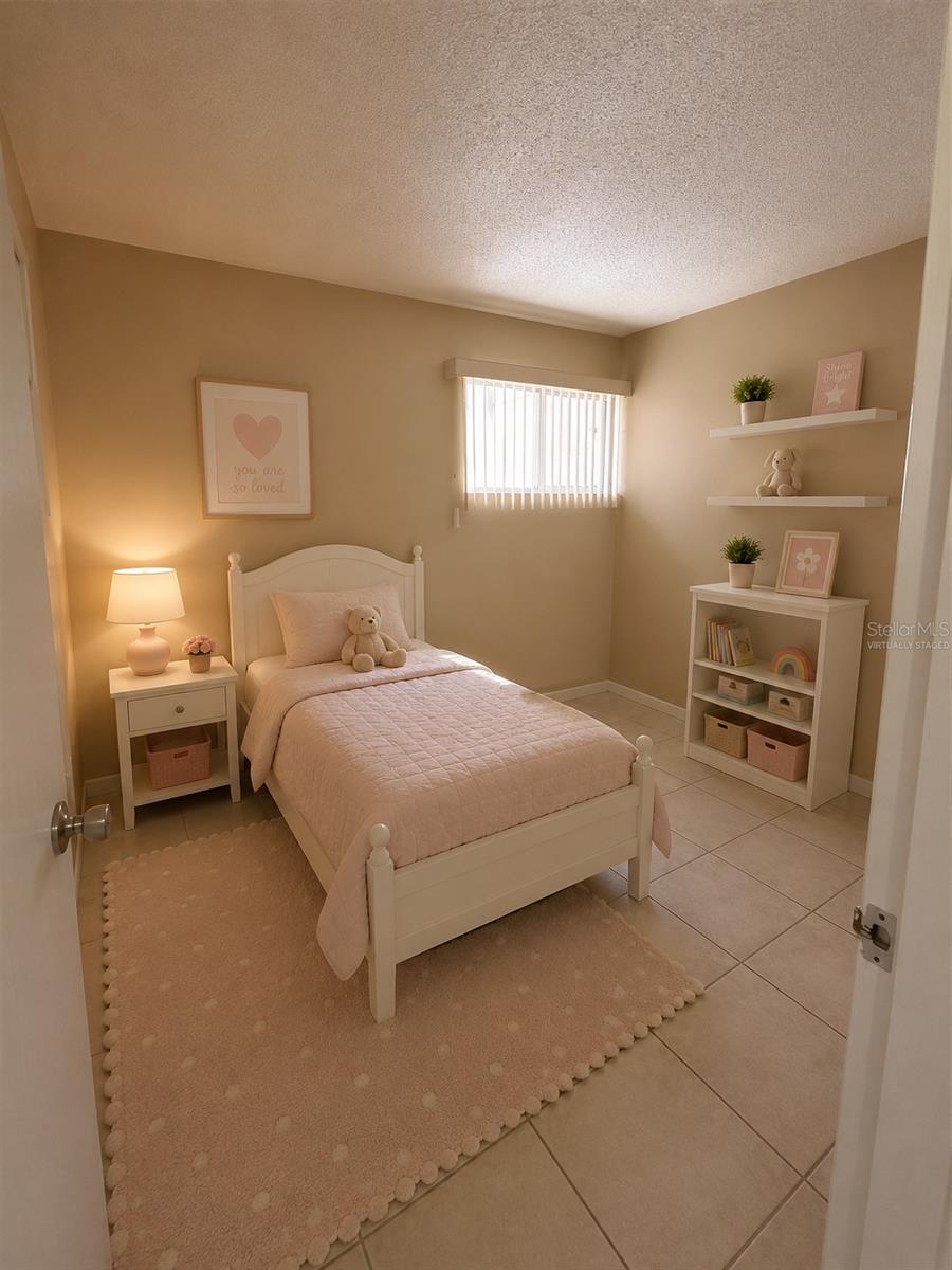 2763 Woodgate Unit 211, Sarasota, FL 34231