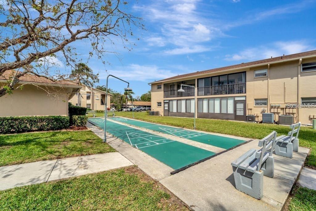 2763 Woodgate Unit 211, Sarasota, FL 34231