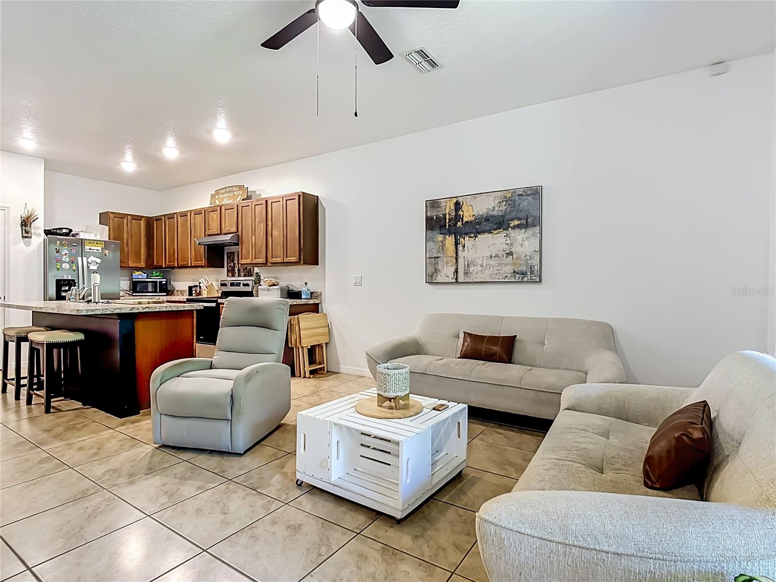 1229 Yellow Finch, Davenport, FL 33837