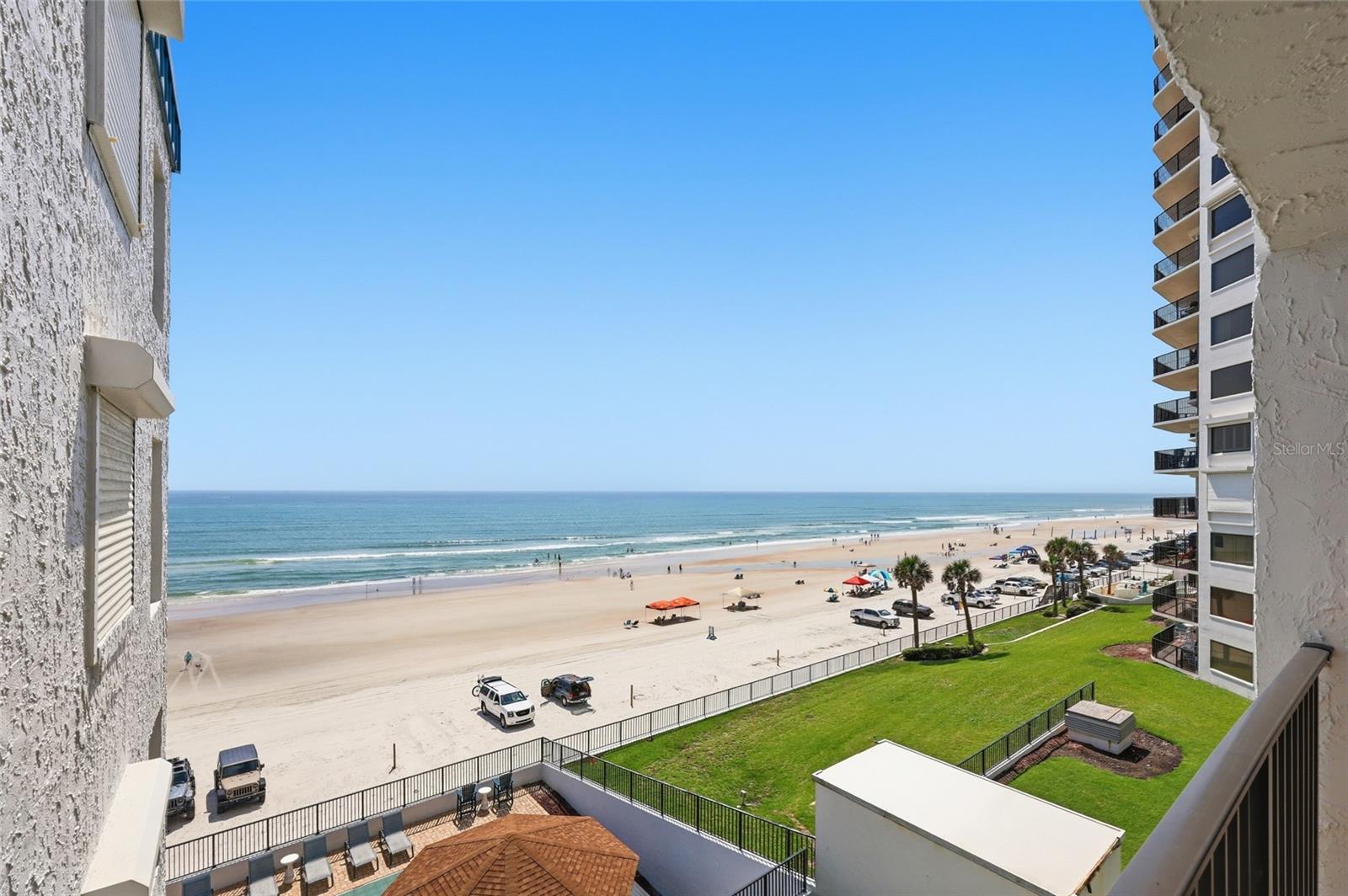 3747 Atlantic Unit 4050, Daytona Beach, FL 32118
