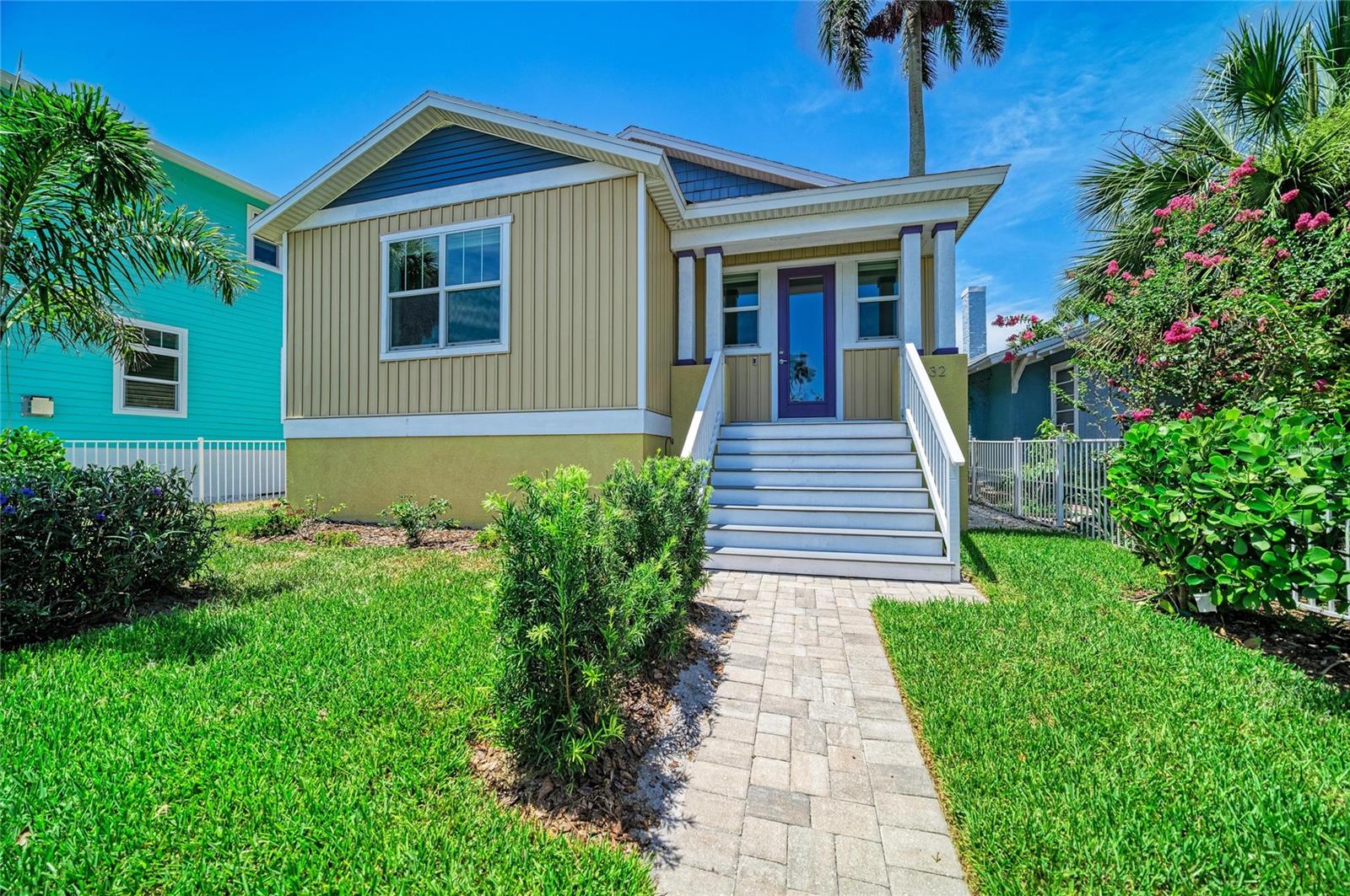 632 Virginia, Bradenton, FL 34205