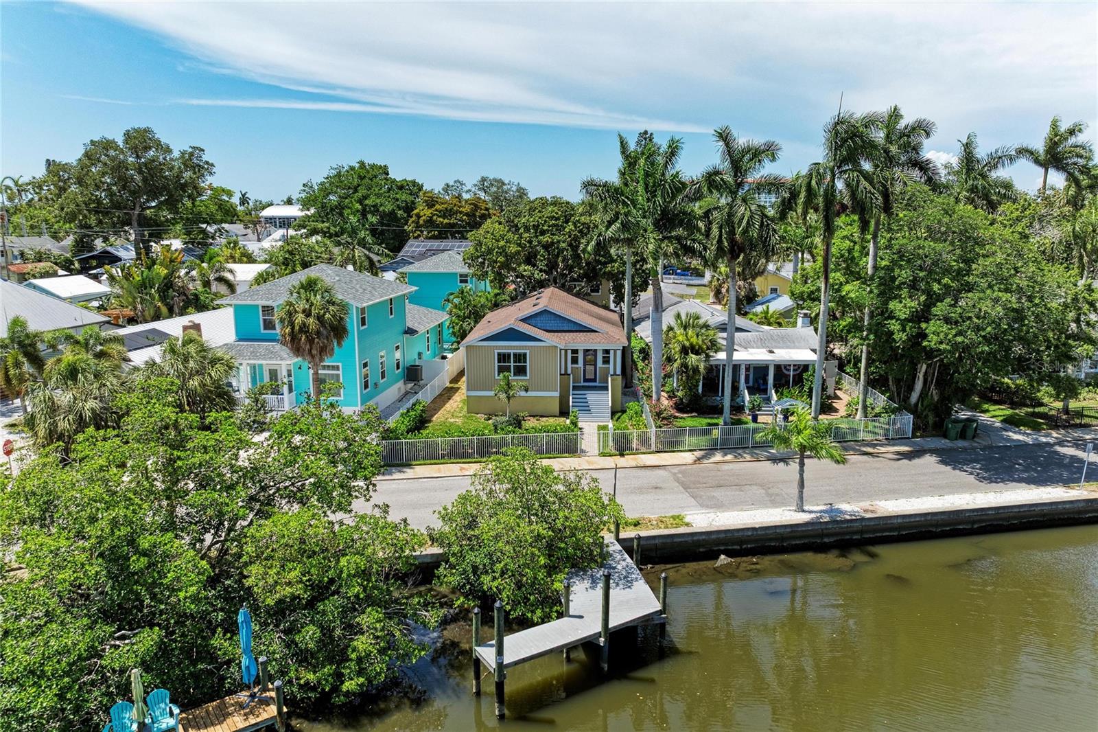632 Virginia, Bradenton, FL 34205