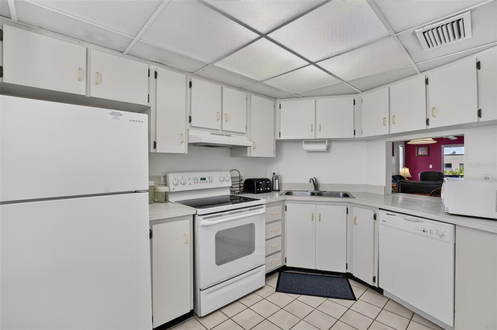8693 Bardmoor Unit 301b, Largo, FL 33777