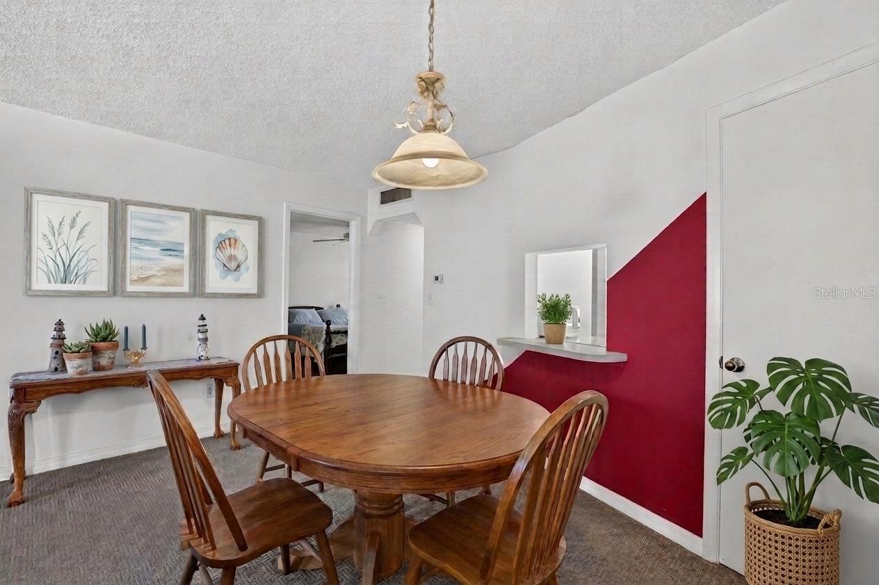 8693 Bardmoor Unit 301b, Largo, FL 33777