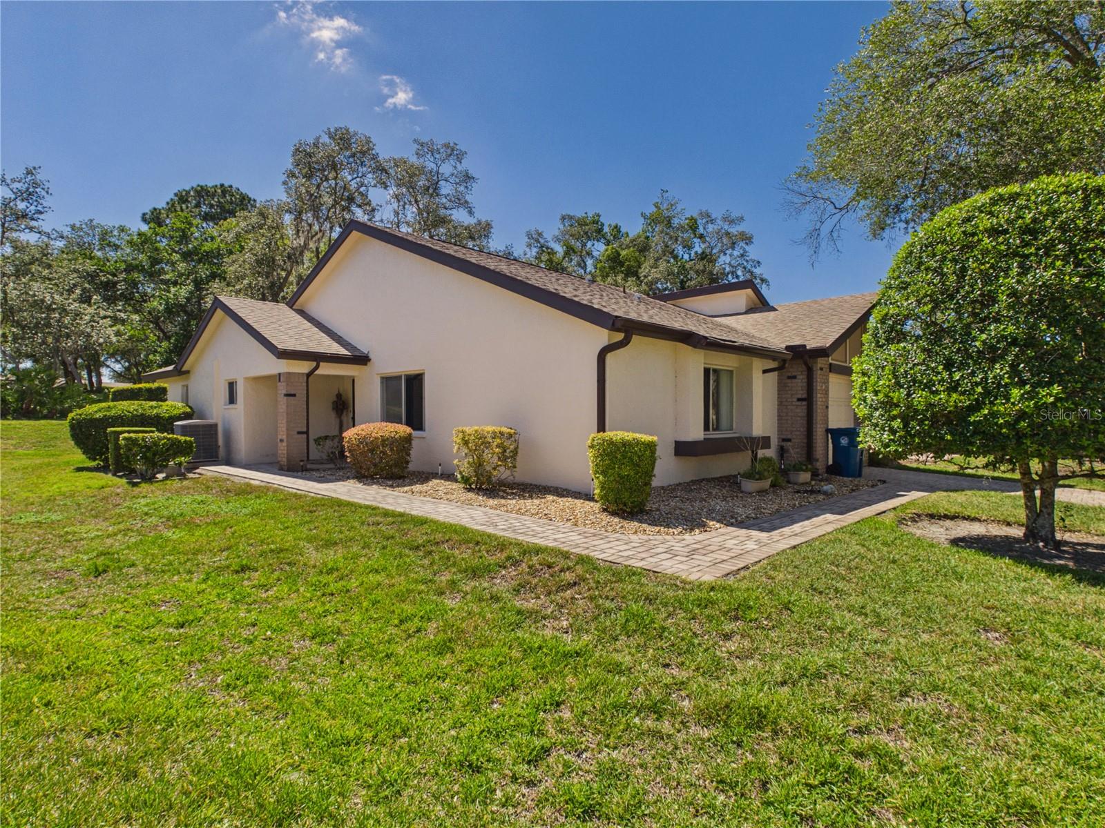 7511 Heather Walk, Weeki Wachee, FL 34613