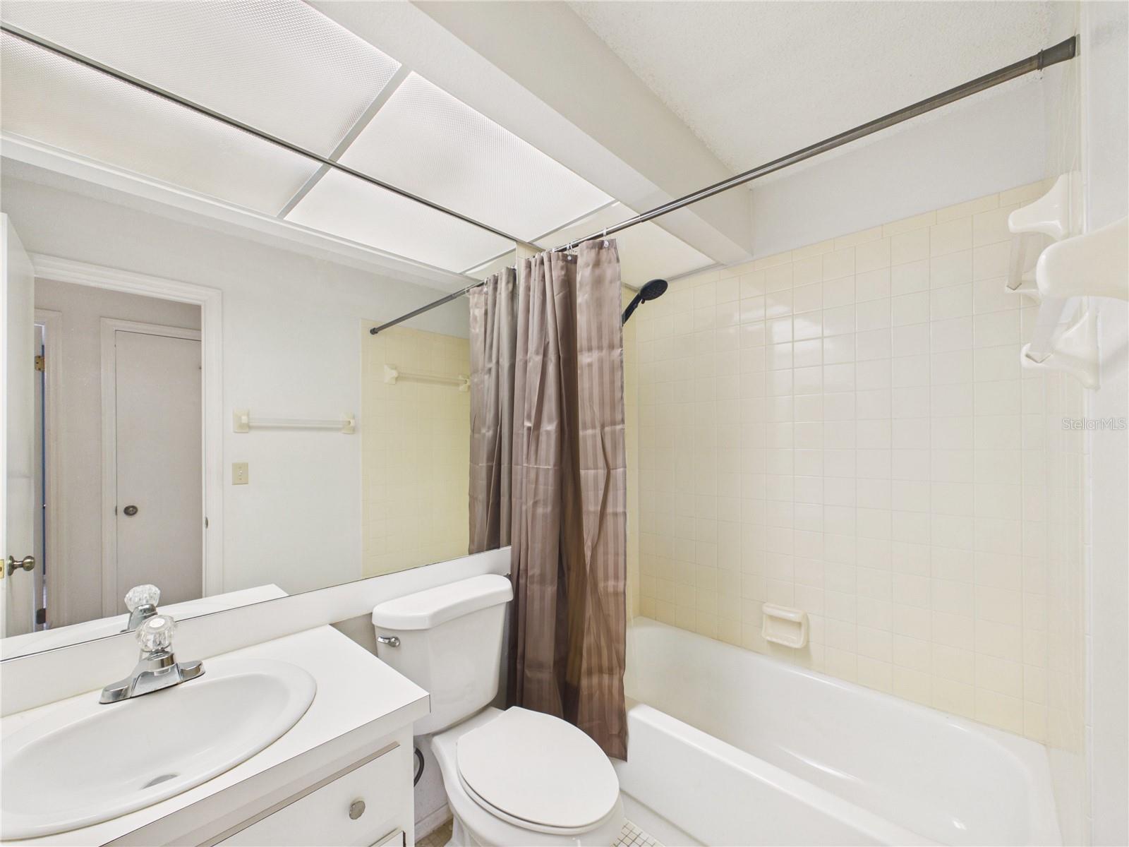 7511 Heather Walk, Weeki Wachee, FL 34613