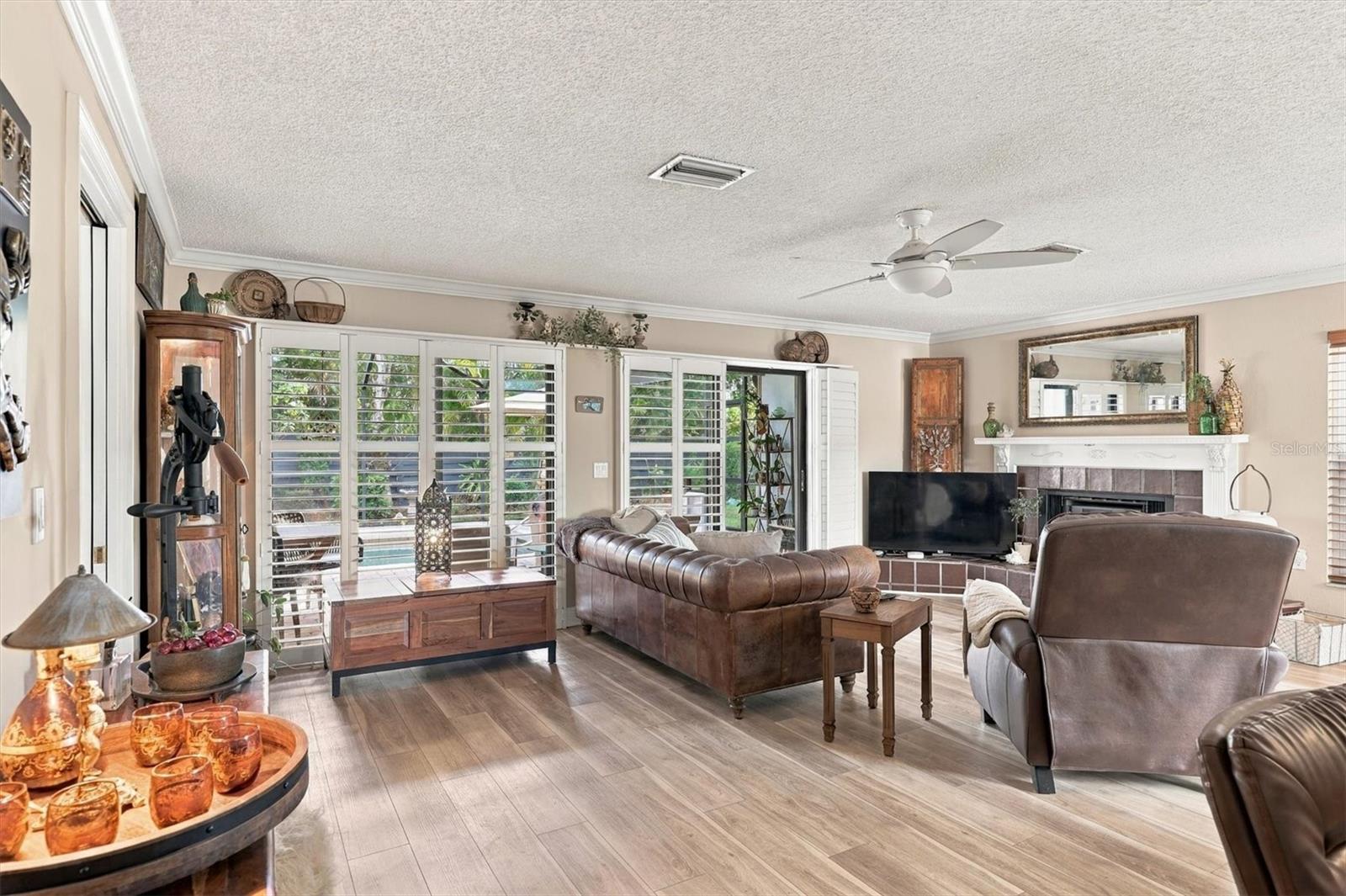 3828 Easton, Sarasota, FL 34238