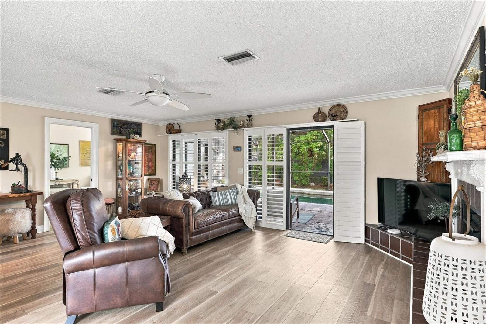 3828 Easton, Sarasota, FL 34238