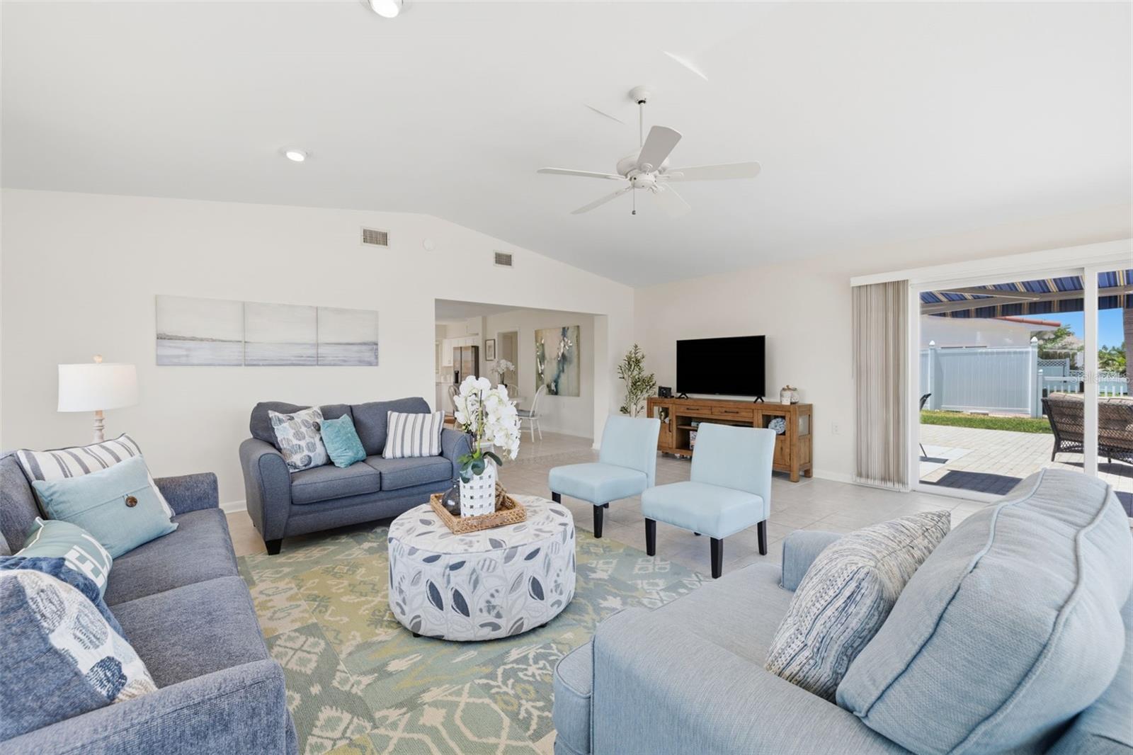 3666 Belle Vista, St Petersburg, FL 33706