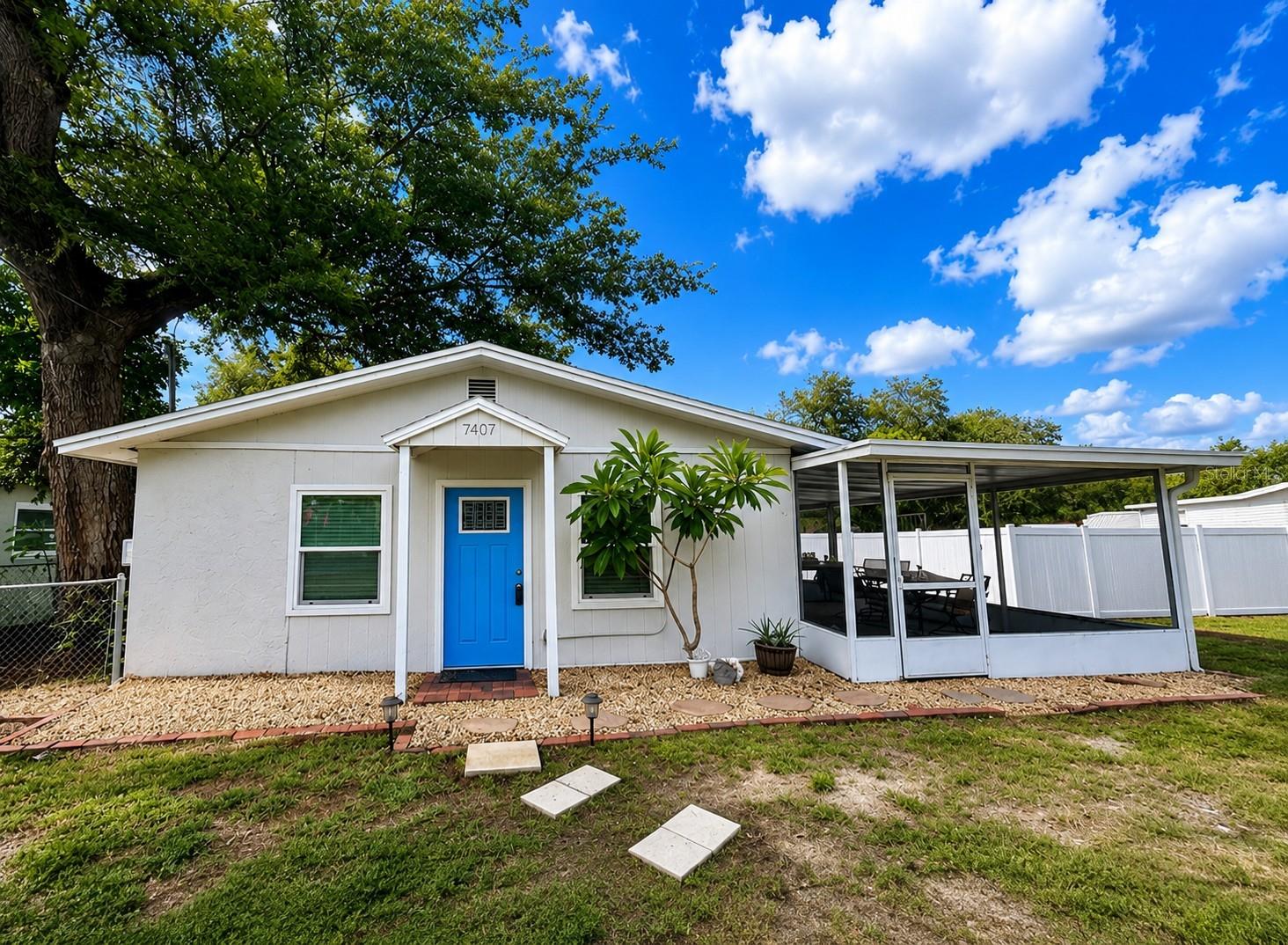 7407 Mount Vernon, Tampa, FL 33625