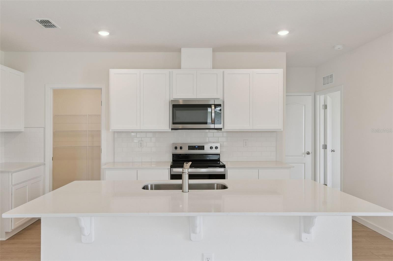917 5th, Port Orange, FL 32129