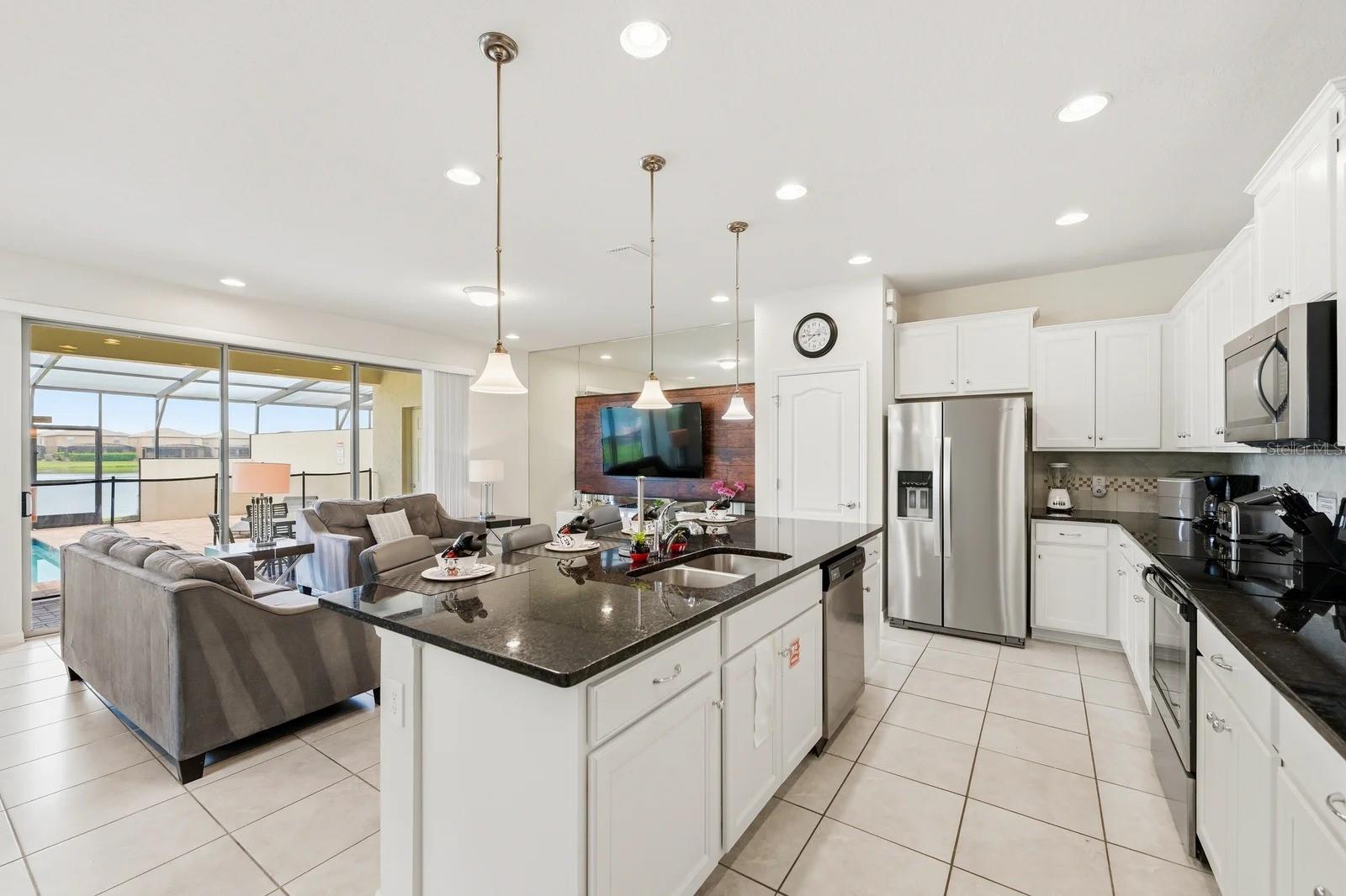 8866 Geneve, Kissimmee, FL 34747