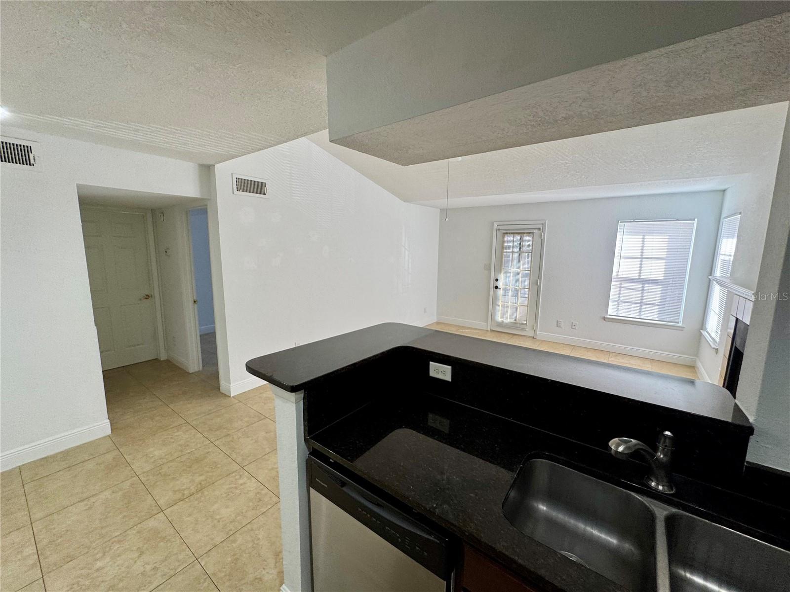 5533 Chrishire Unit F207, Orlando, FL 32822