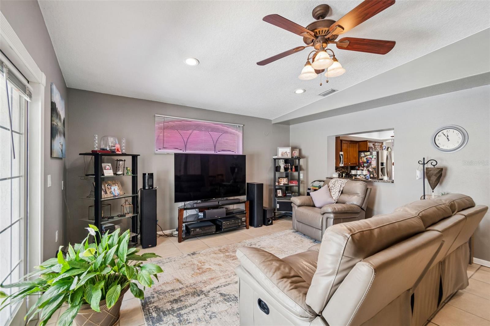 10735 Drummond, Tampa, FL 33615